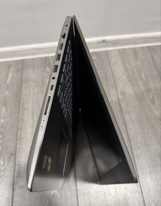 Ігровий ноутбук. nVidia MX130 2Gb, i5 7200u, 8Gb DDR4, SSD240Gb.