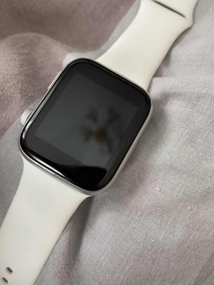 Smart Watch 6 (Нові,без коробки ,з ремінцями в комплекті)