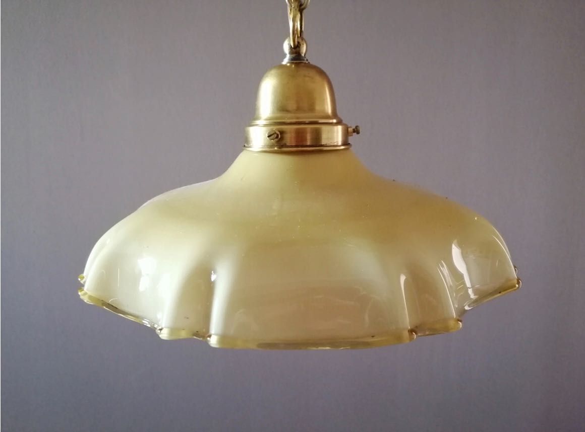 Lampa przedwojenna klosz art deco