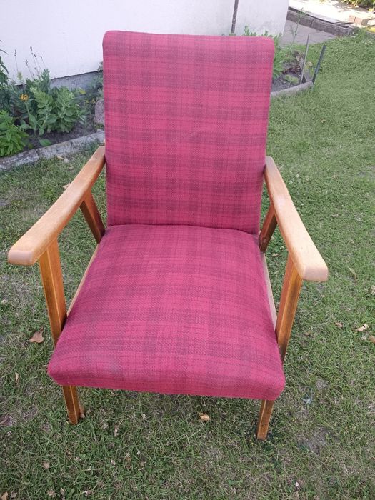 Fotel z czasów PRL - jedyny taki do renowacji