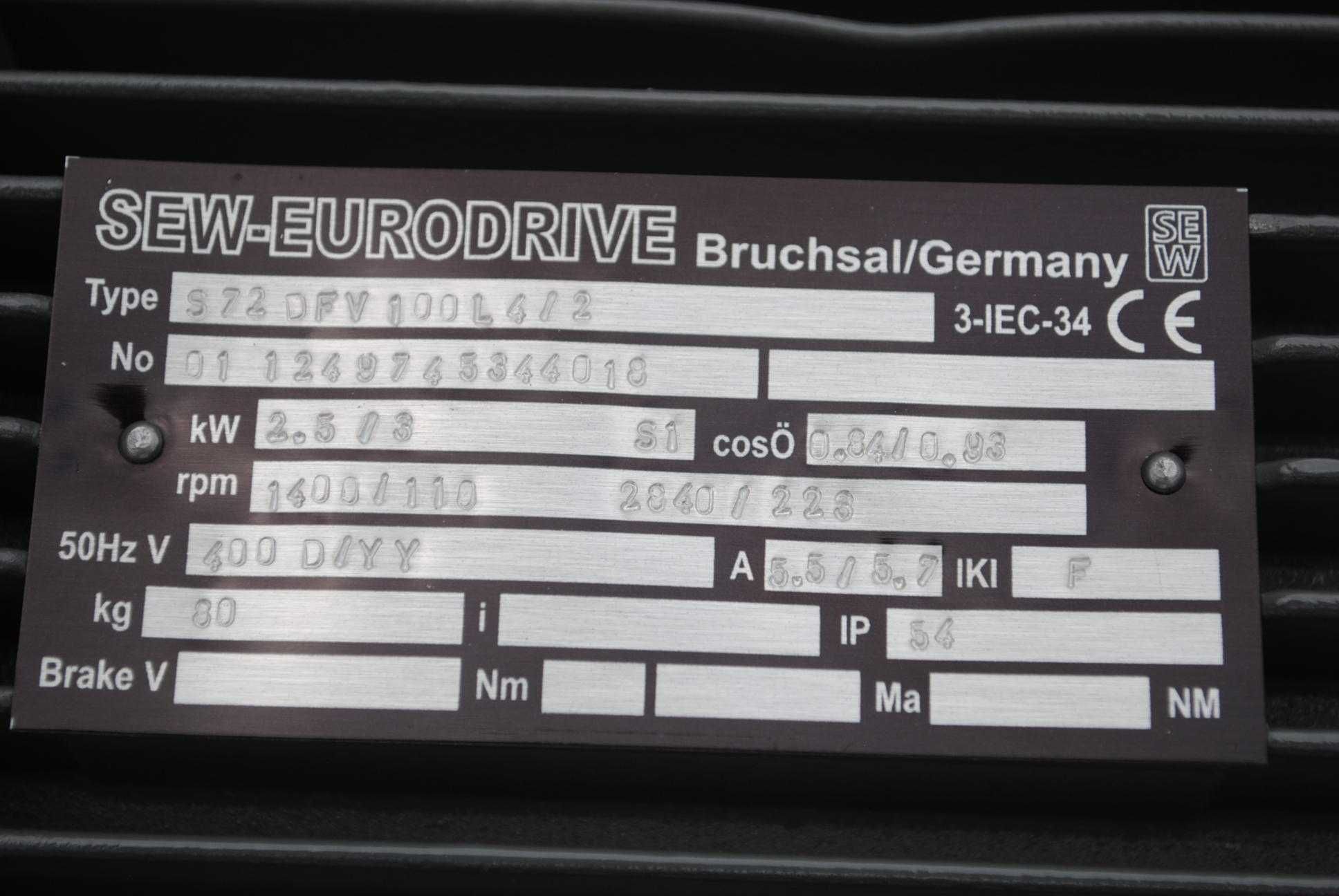 Motoreduktor kątowy dwubiegowy 2.5/3kw 110/223obr./min.. FIRMY SEW