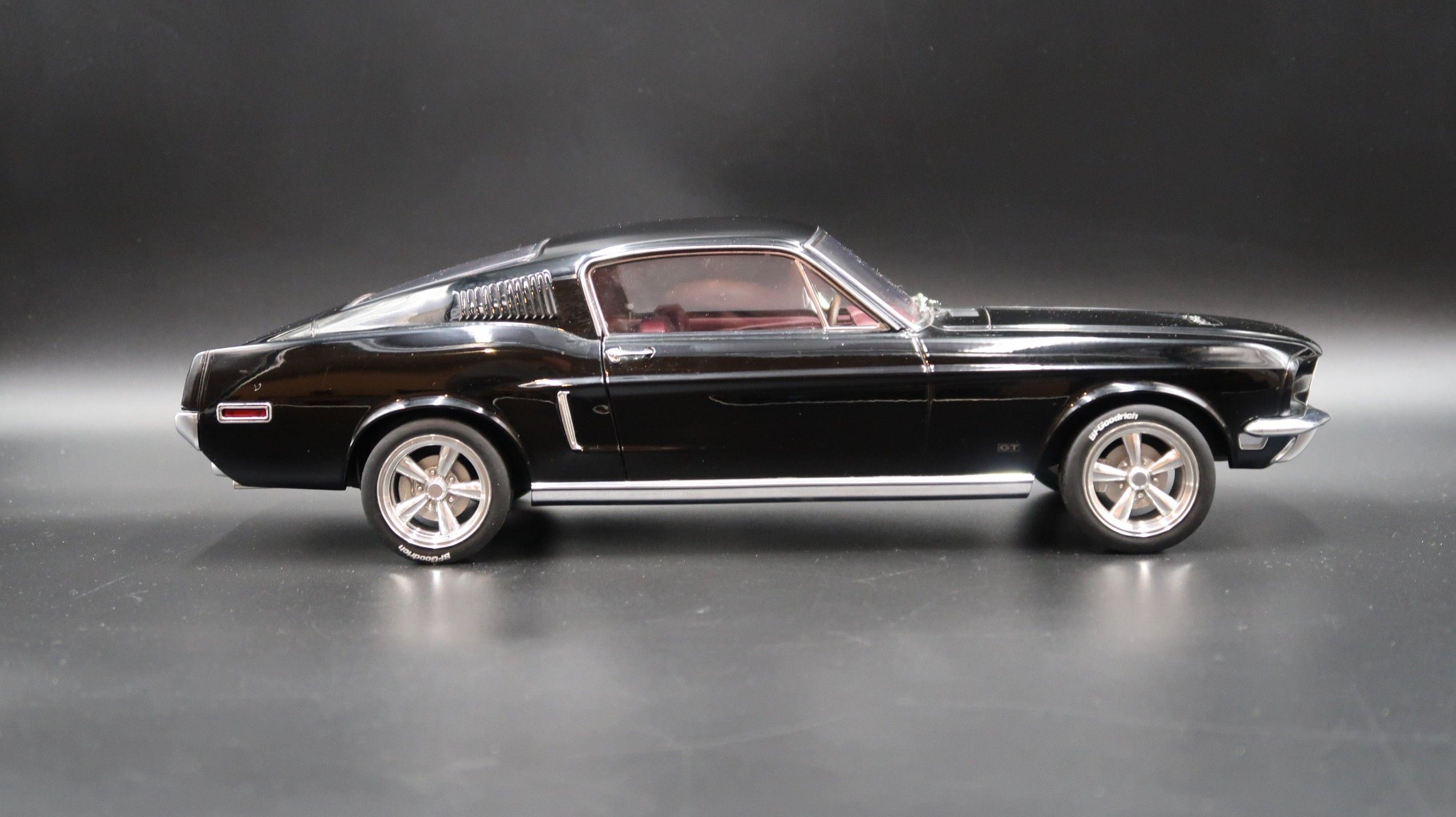 1:12 Norev 1968 Ford Mustang Fastback Black model 1:12 nie 1:18