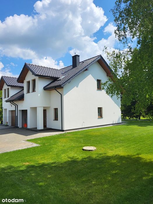 Sprzedam dom 135 m2  pokoi 5 działka 6 arów bez pcc
