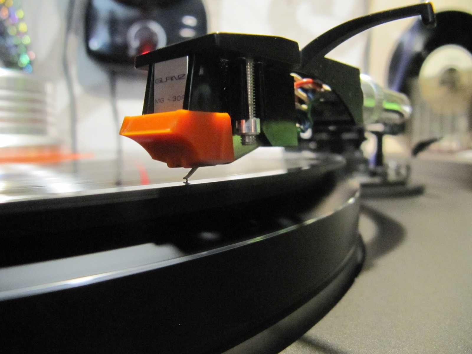 Виниловый Проигрыватель TECHNICS SL-Q2 Hi-End *Direct-Drive/Quartz