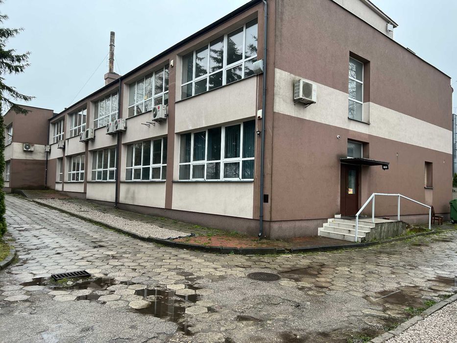 Lokal usługowo-biurowy 18m2 ul. Młodzianowska 98