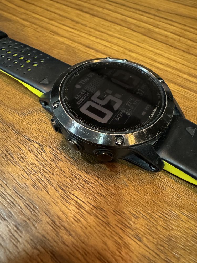 Часы Garmin fenix 5