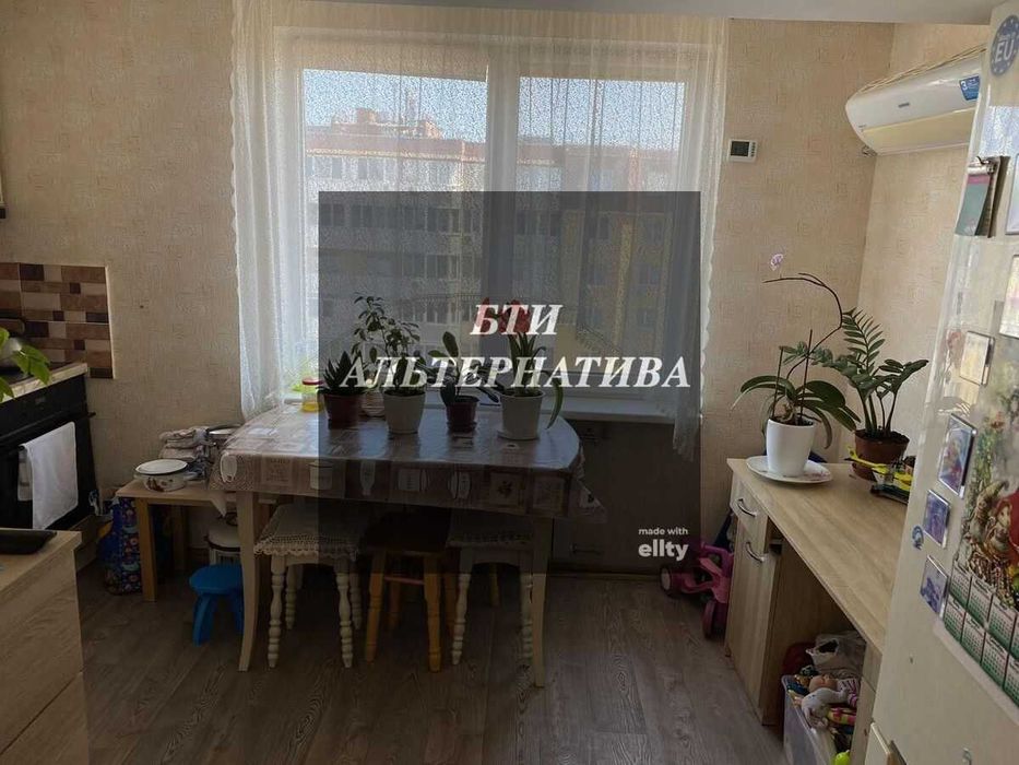 Продам 1-ком. квартиру на Радужном