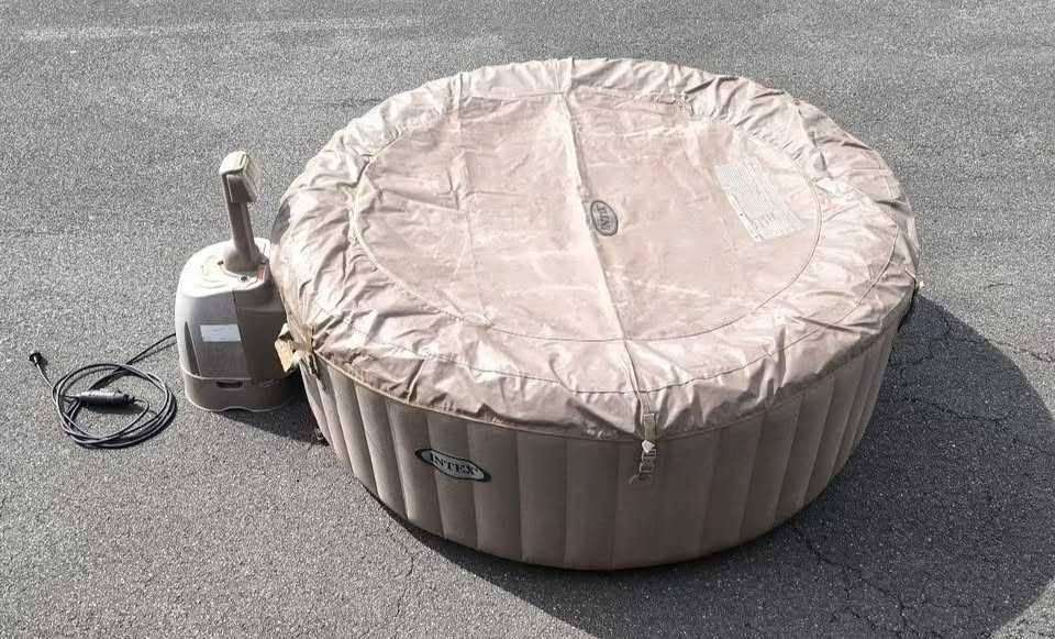 Basen Jacuzzi Intex Pure-Spa 216x71cm - Cały Zestaw