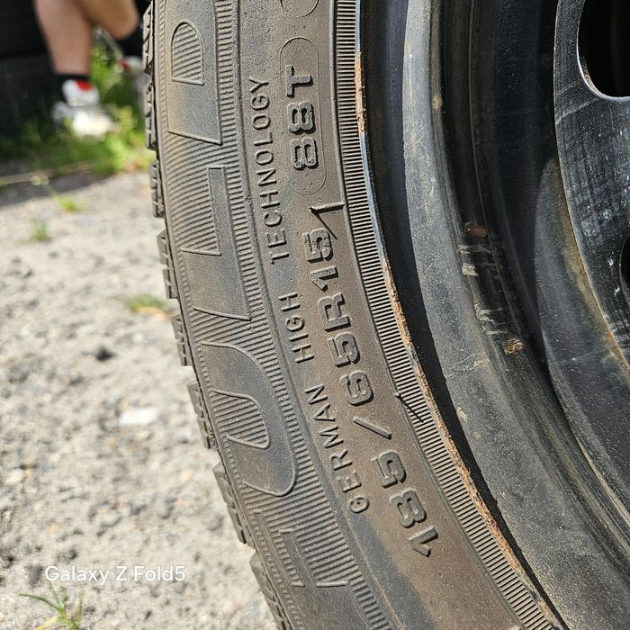 Koła zimowe 185/65/15 Toyota Yaris IV bieżnik 8,5mm 5x100 23rok TPMS