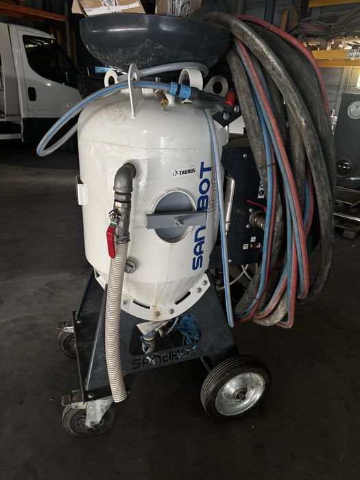 Hydropiaskarka piaskarka Sandbot100 do pracy bez kurzu na mokro