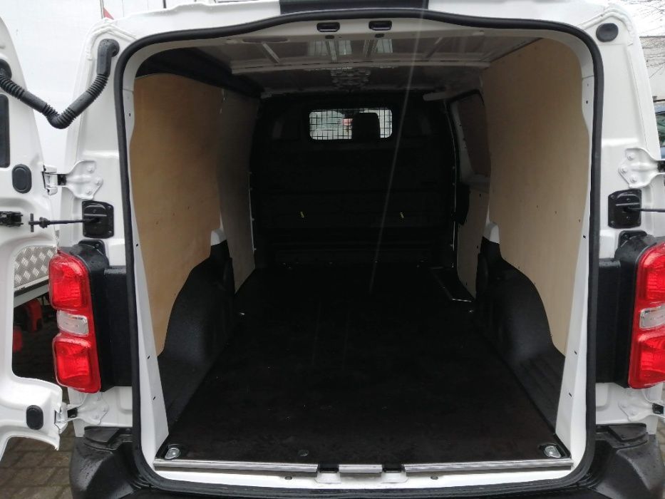 Zabudowa standardowa do aut dostawczych Jumpy Expert Proace XL