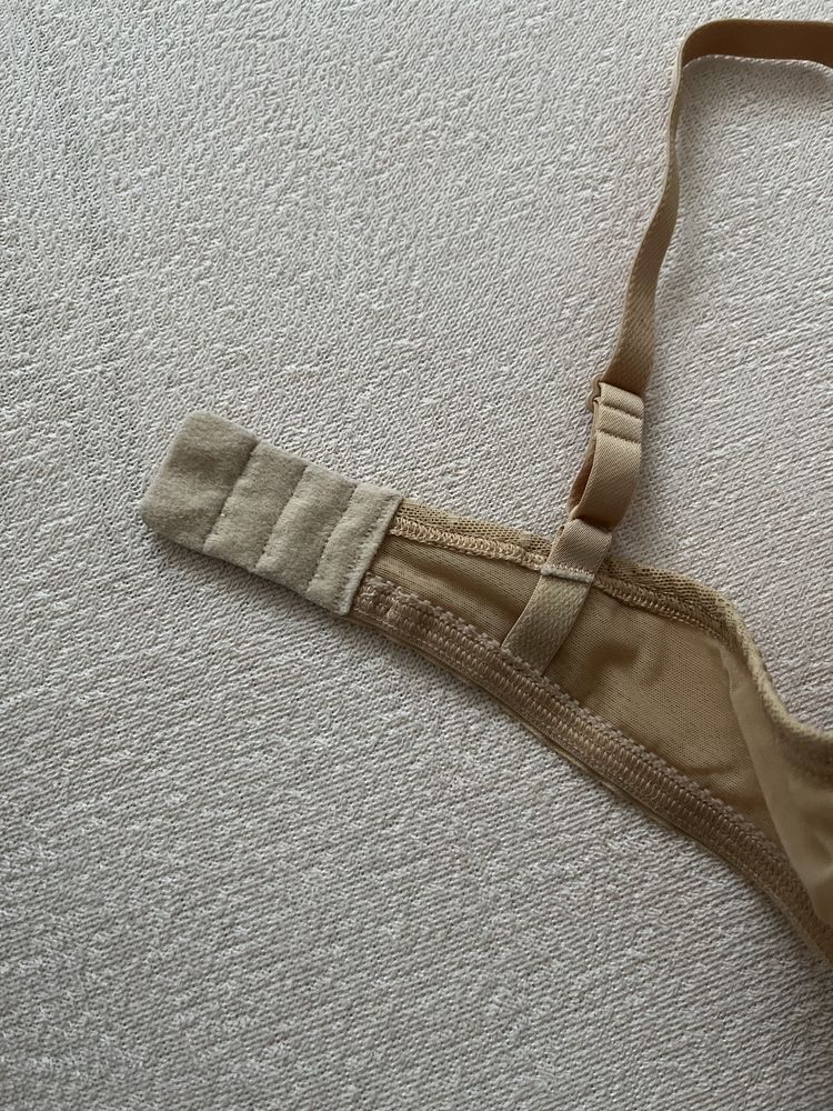 Stanik sloggi beige 75D
