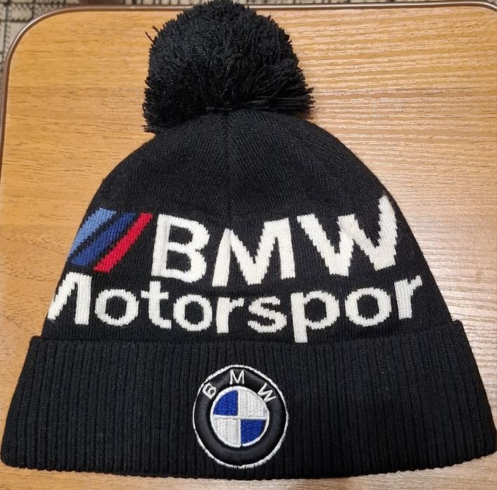 Молодіжна зимова шапка