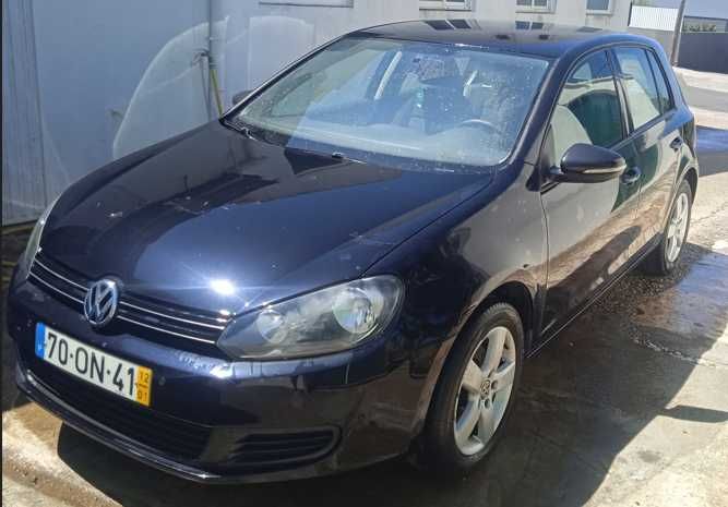 VW Golf 1.6 TDI 105 CV