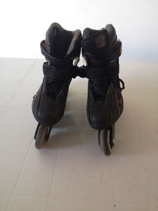 Patins em Linha pretos