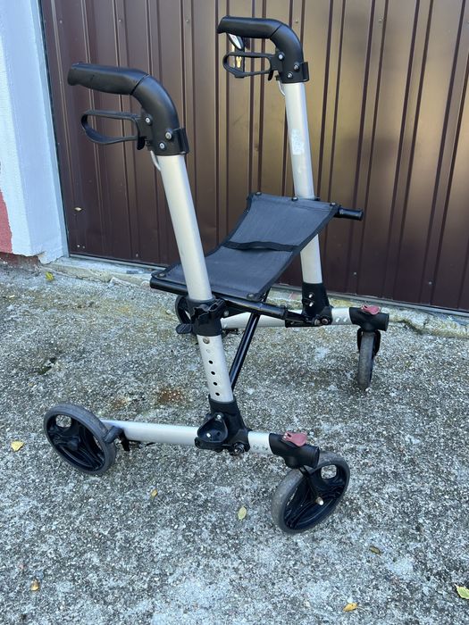 Sprzedam lekki aluminiowy chodzik/pchacz: firmy ROLLATOR