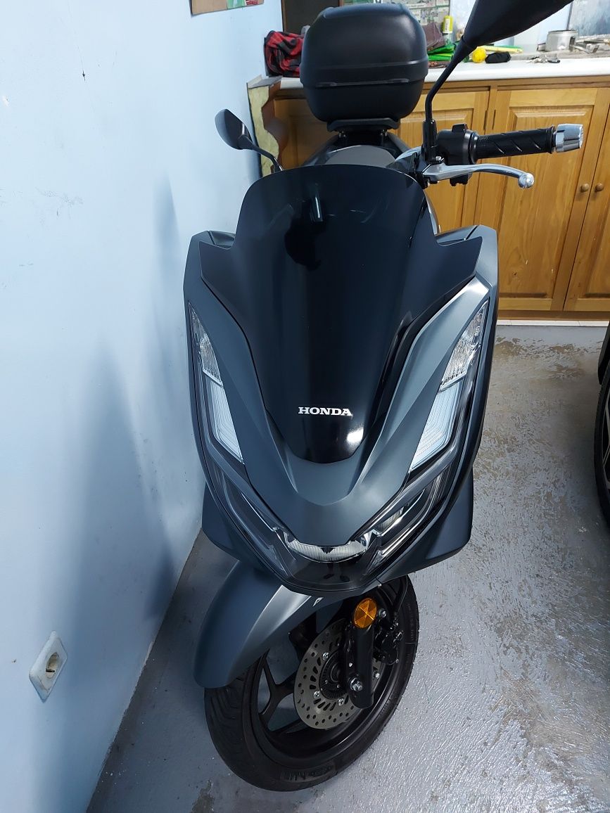 Vendo honda pcx como nova