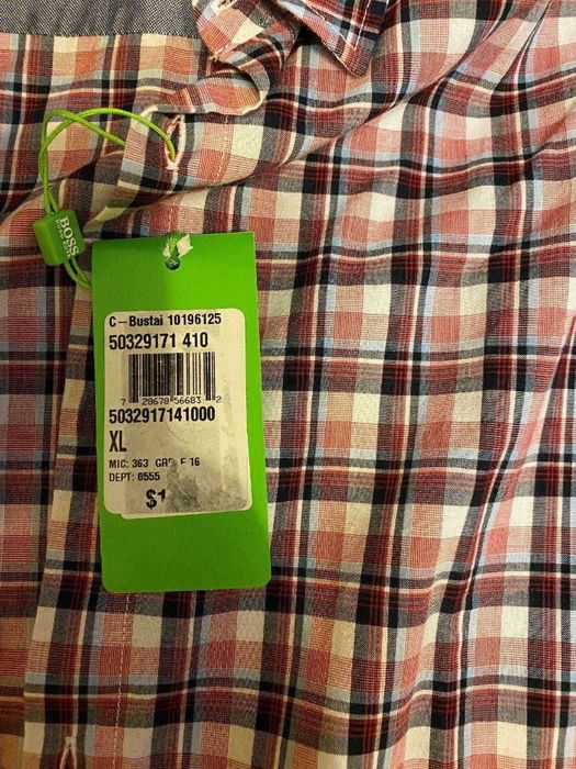 Рубашка Hugo Boss размер XL, обхват груди 112 см