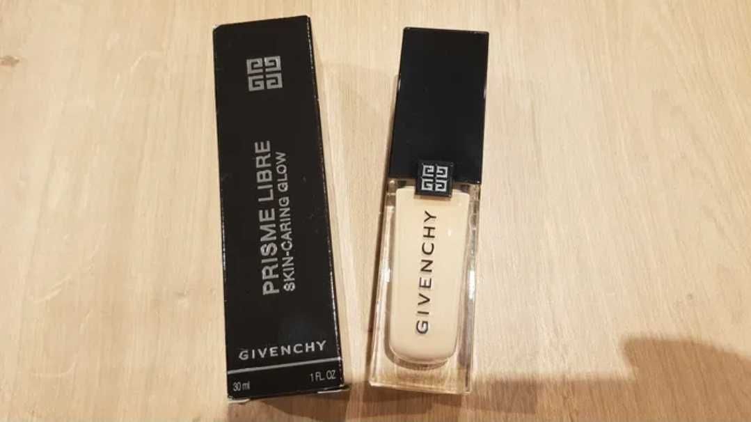 PROMOCJA!!  Podkład GIVENCHY Prisme Libre 1-W100