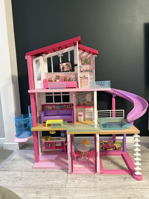 Domek Barbie DreamHouse