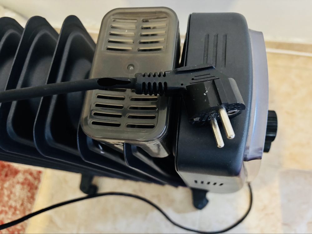 Aquecedor / Irradiador a oleo Becken 2000W BOR-2332