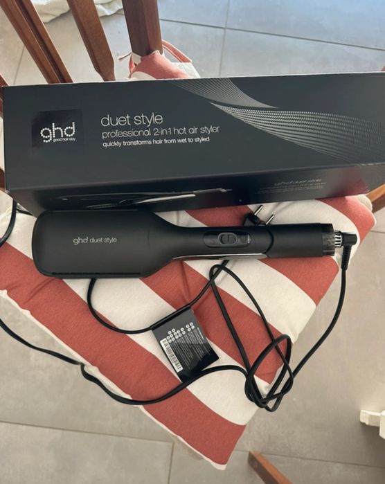 Prancha cabelo GHD 2 em 1 Duet style preta