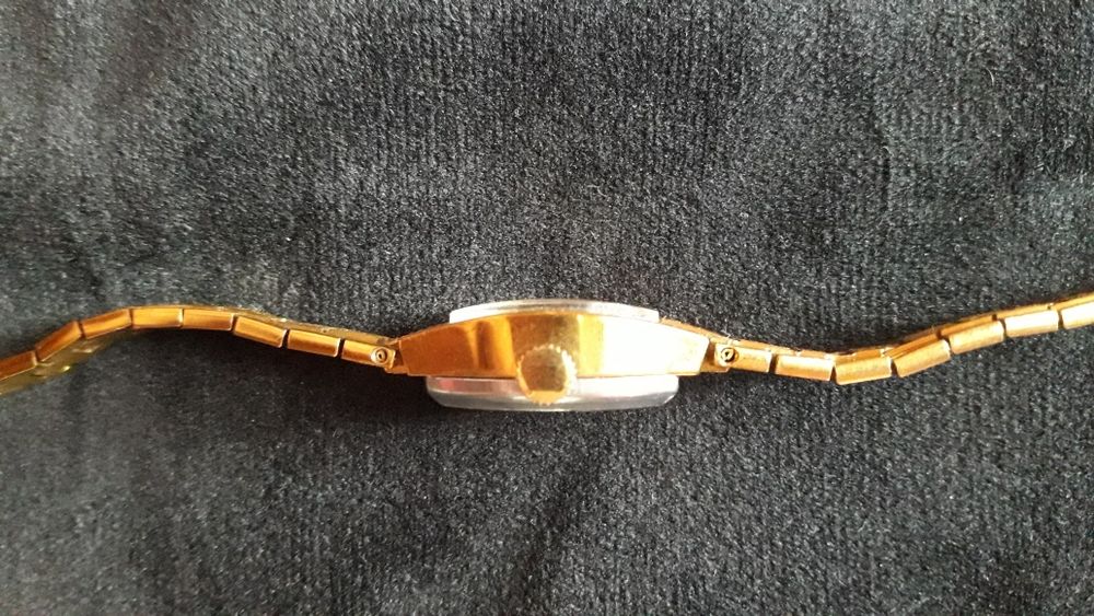 Женские часы Луч (СССР)