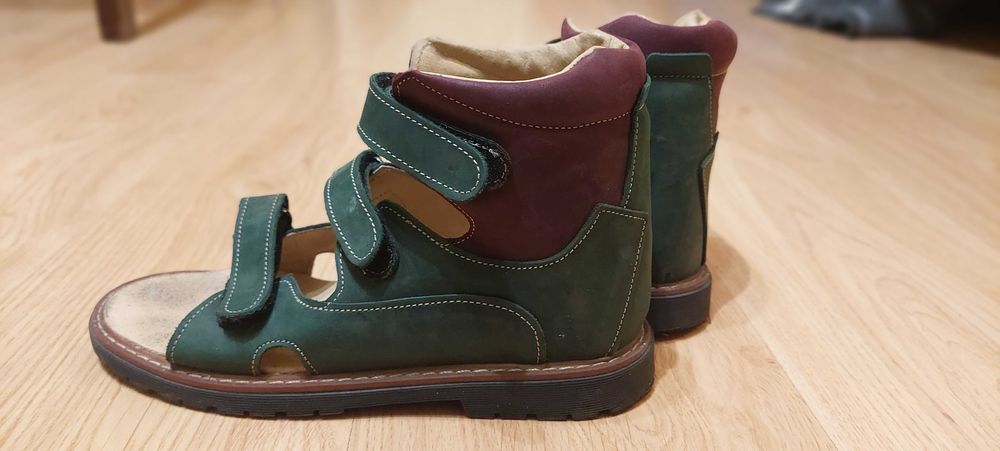 Ortopedyczne buty sandały skórzane r.36 , 24cm