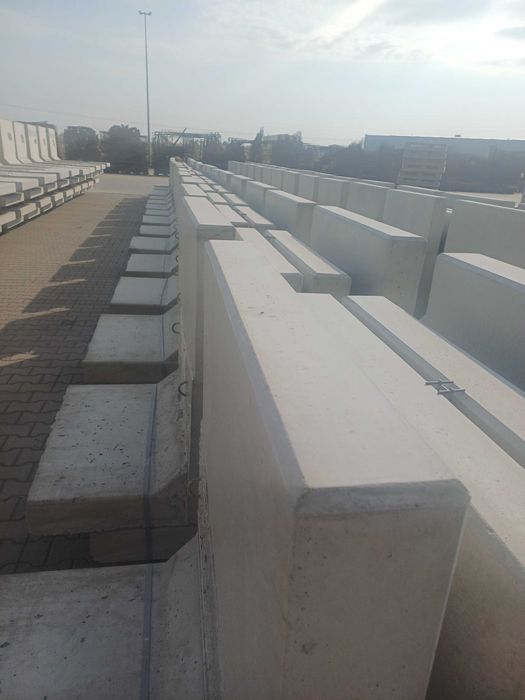 Mur oporowy L/ściana oporowa/L-ka/ Elka/ Zapora/Elki oporowe/