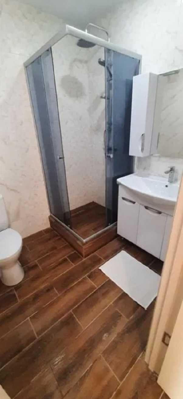 Продається квартира на вул. Берковецькій 6