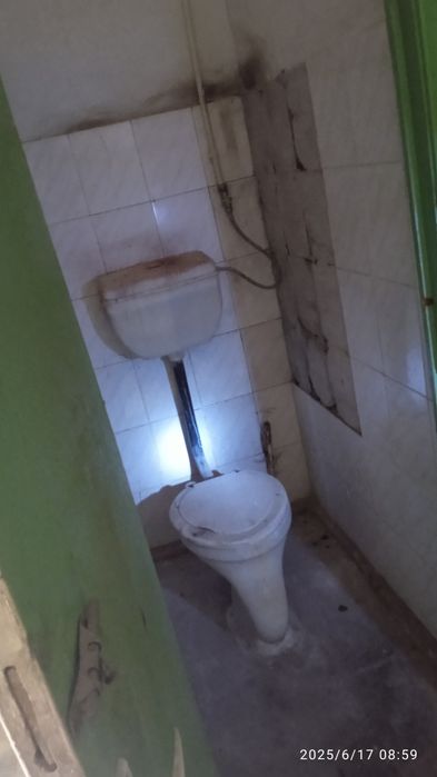 Продам коммерческую недвижимость ул .Рабочая ,красная линия.
