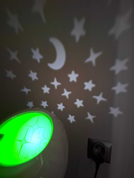Gwiezdny projektor - uspokajacz 2w1 fisher-price 0+