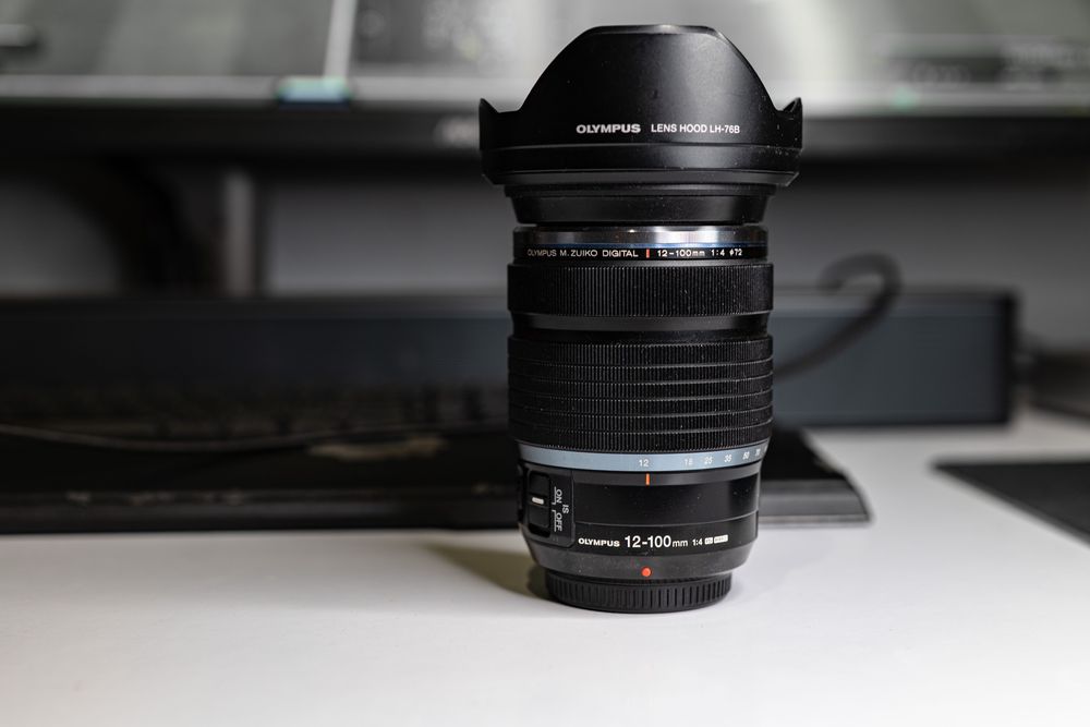 Olympus 12-100mm f/4 PRO