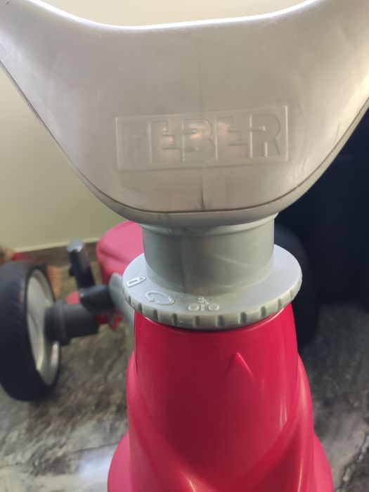 Triciclo evolutivo Feber, dos 6 meses aos 4 anos