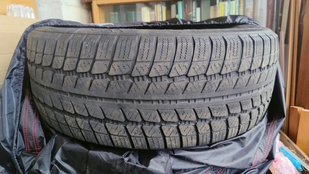 Зимові Авто Шини Sunny  Snowmaster SN3830 235/60 R16 100H