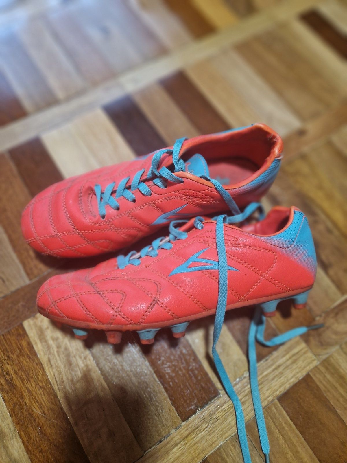 Бутси копочки сороконіжки футзалки nike mercurial adida x Predator