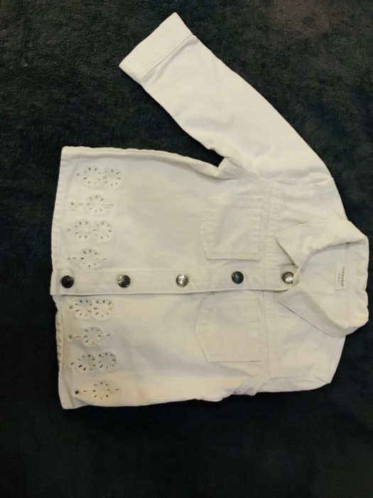 Biała haftowana , dżinsowa kurteczka F&F 12 - 18 m 92 cm
