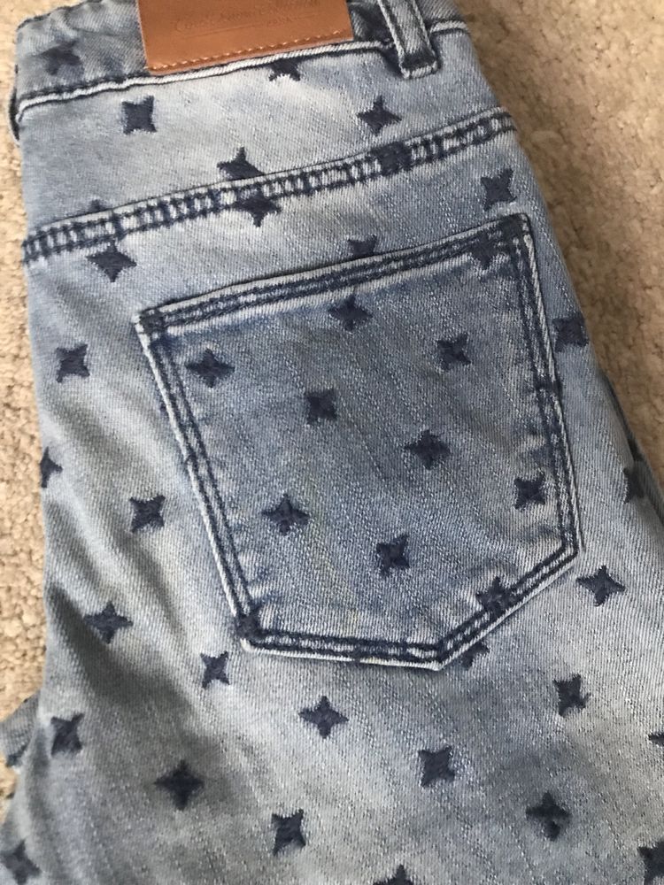 Zara spodnie jeansowe 128