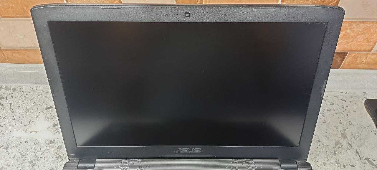 Asus ROG i7 6700/DDR4 32gb/SSD128/GTX960M/DVDRW/свіжа батарея