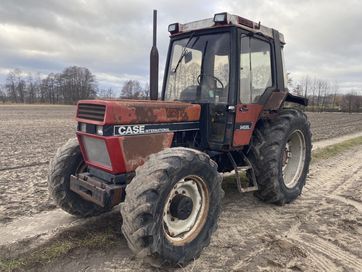 Traktor CASE IH 845xl . Sprowadzony