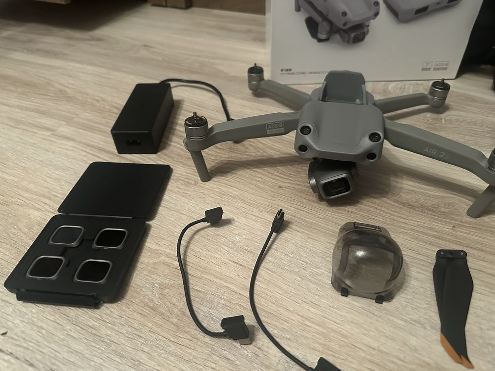 Dji mavic air 2s fly more combo