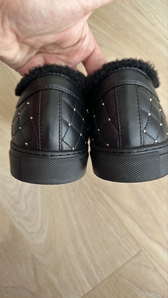 Le silla кеди стан як нові