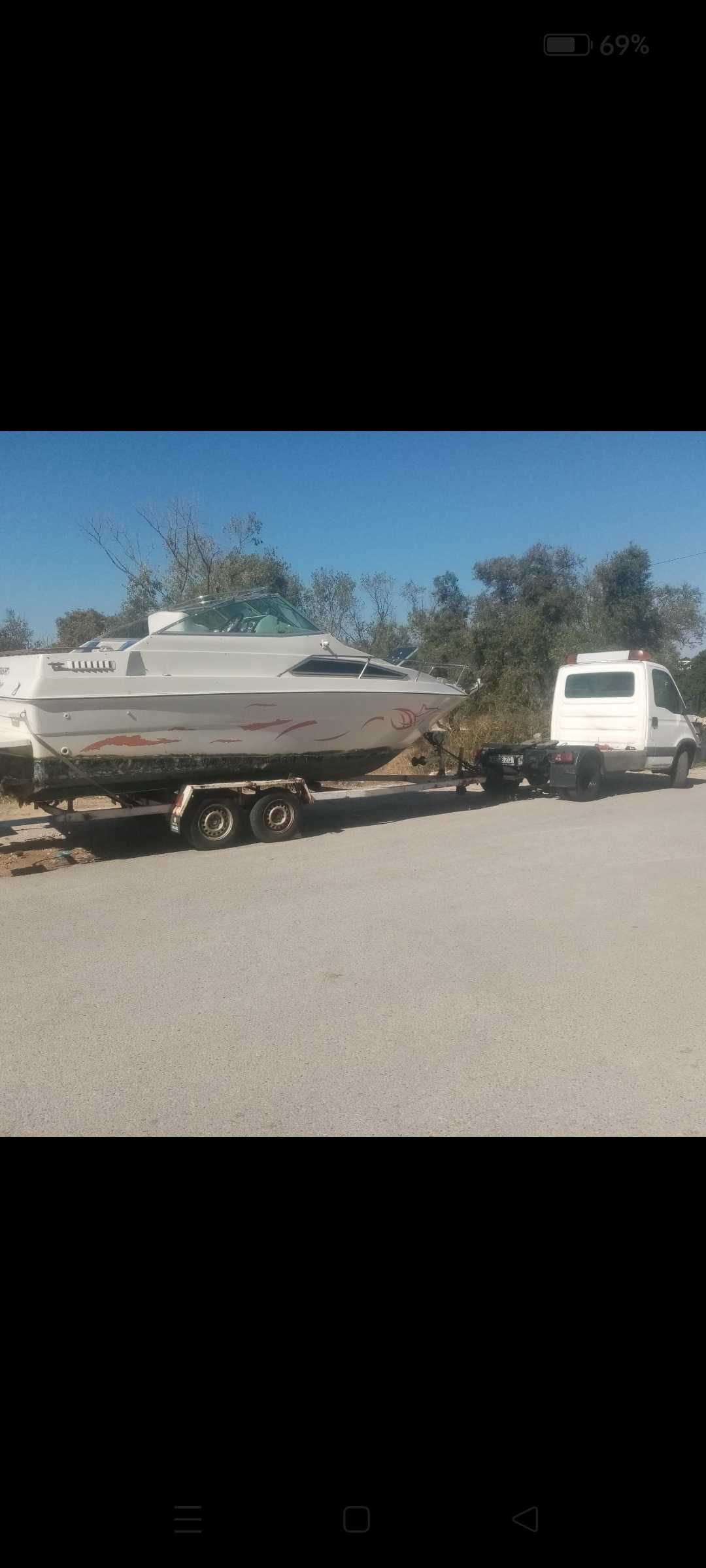 Sea Ray 230 cabinado