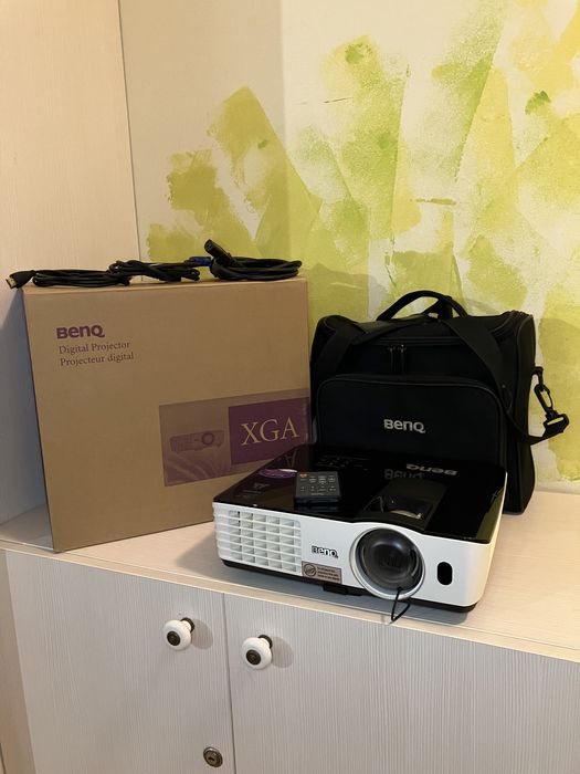 Проектор BENQ MX613ST, короткофокусний, 2800 lm, 1024x768 XGA + лампа