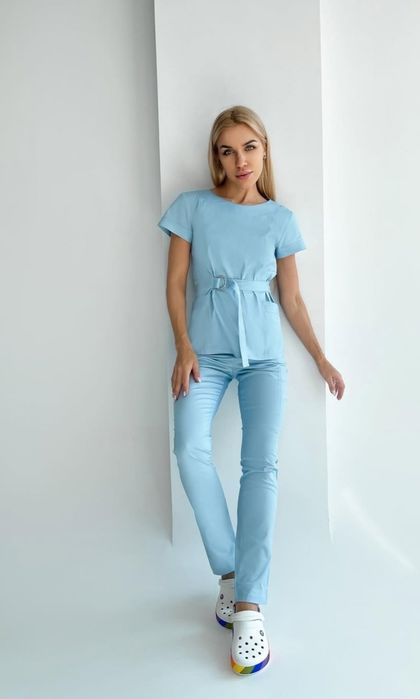 Женский медицинский костюм р.С- 42 р.