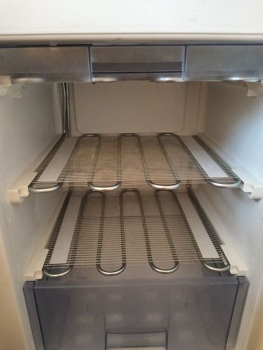 Продам холодильник снайге