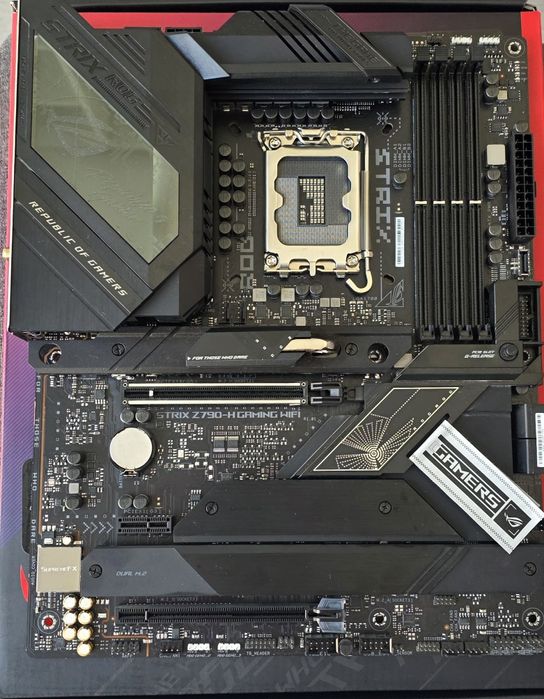 Материнская плата Asus ROG STRIX Z790-H GAMING WIFI Гарантия + Чек