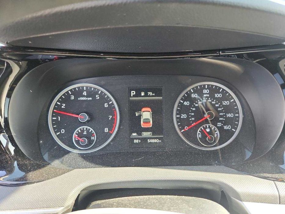 KIA K5 Lx   2021