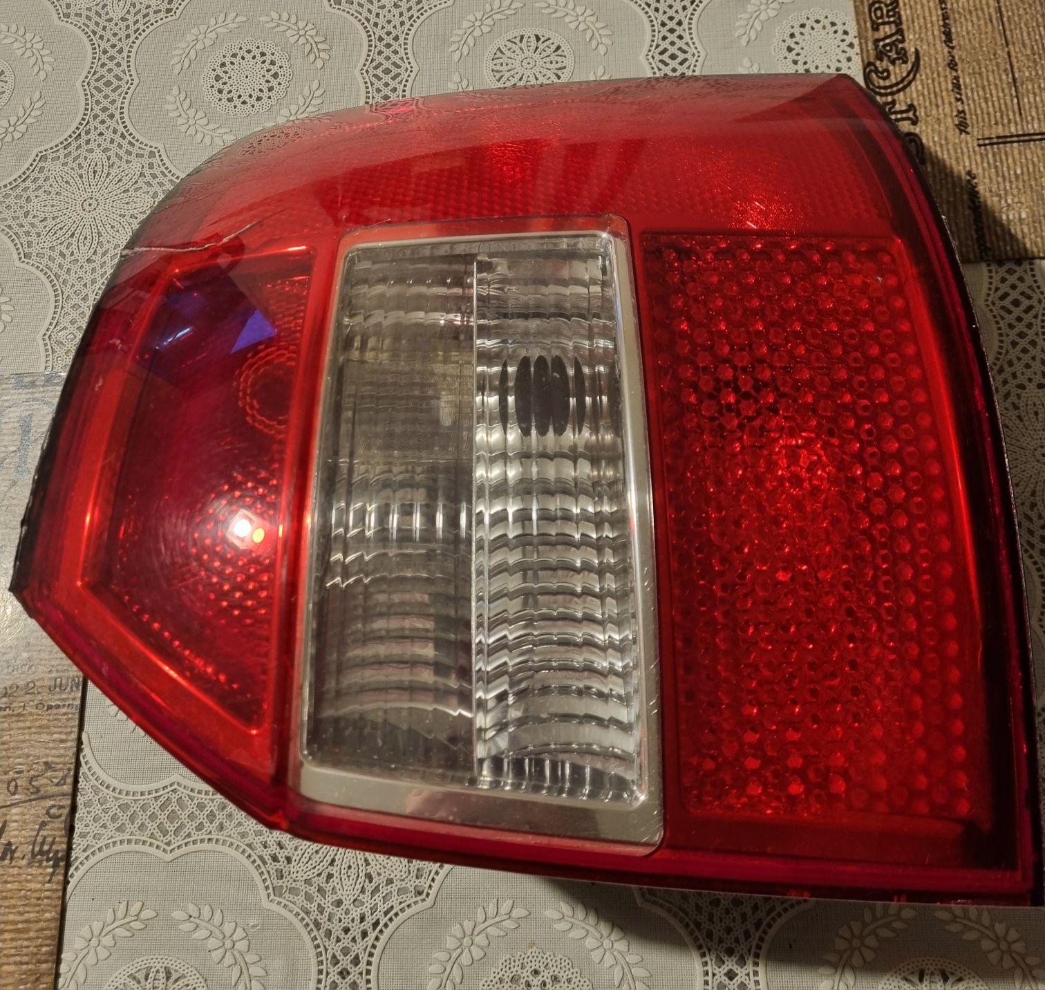 Lampa tylnia prawa Audi A4 B6 Avant