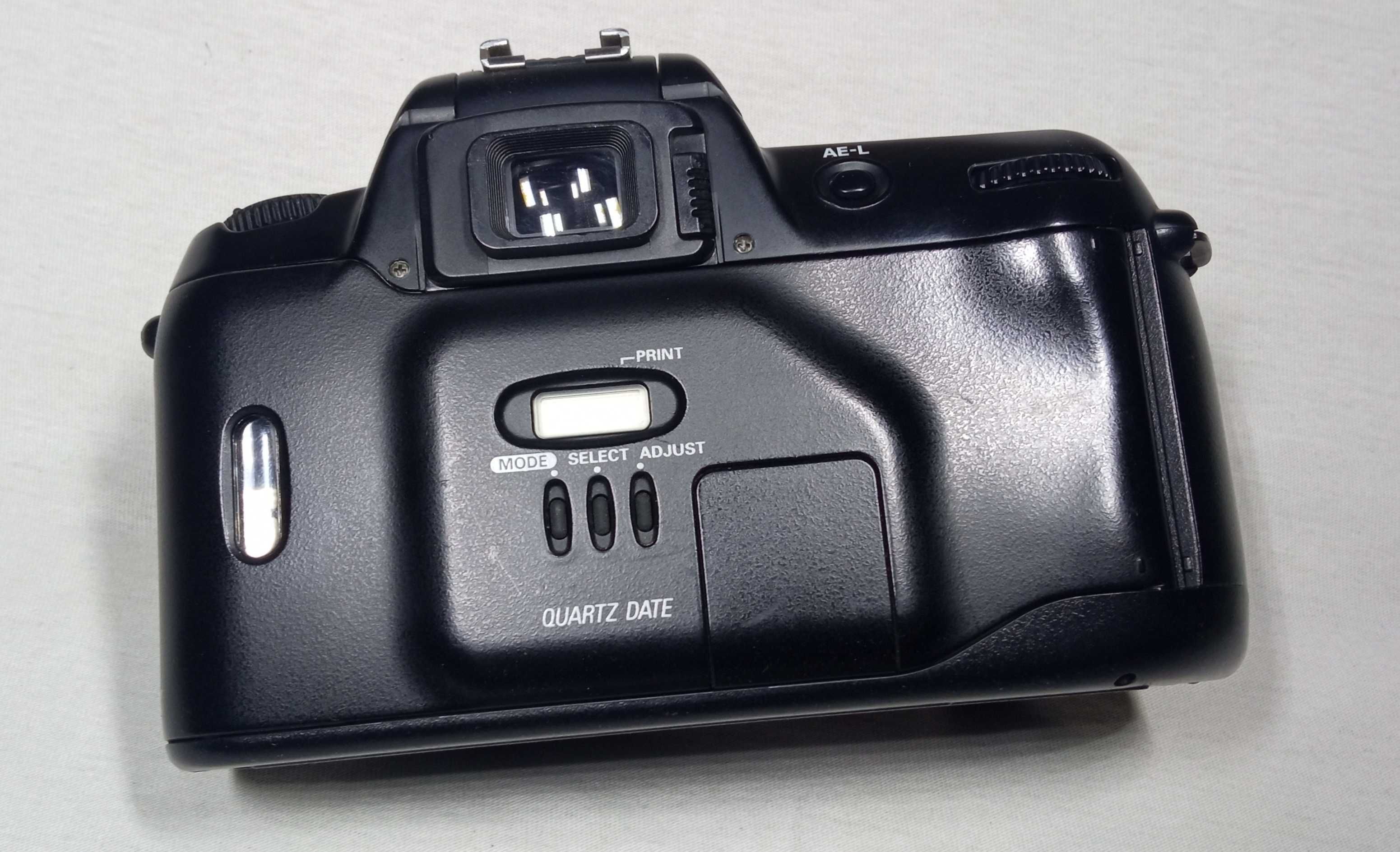 Пленочный фотоаппарат Nikon F60 N60 65 (Data) автофокусный